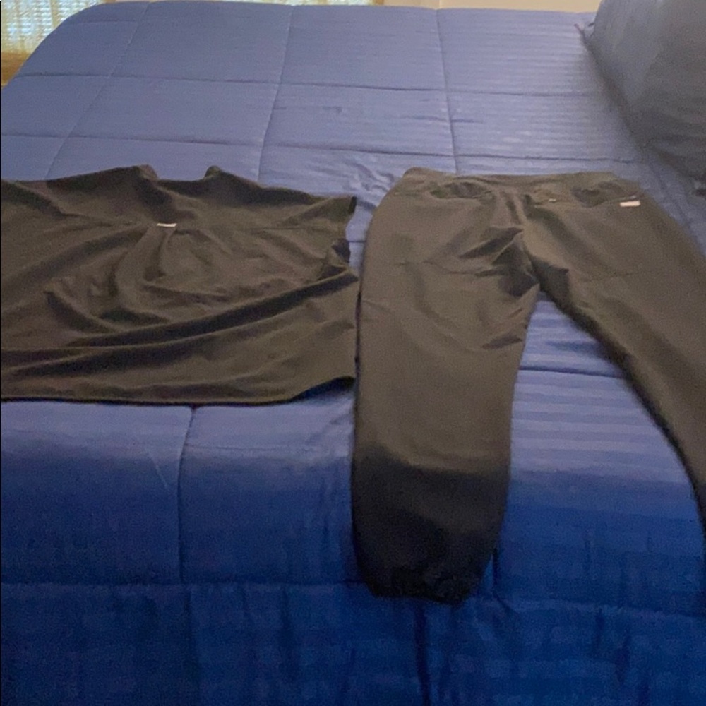 Black figs rafaela top and black Lima bottoms